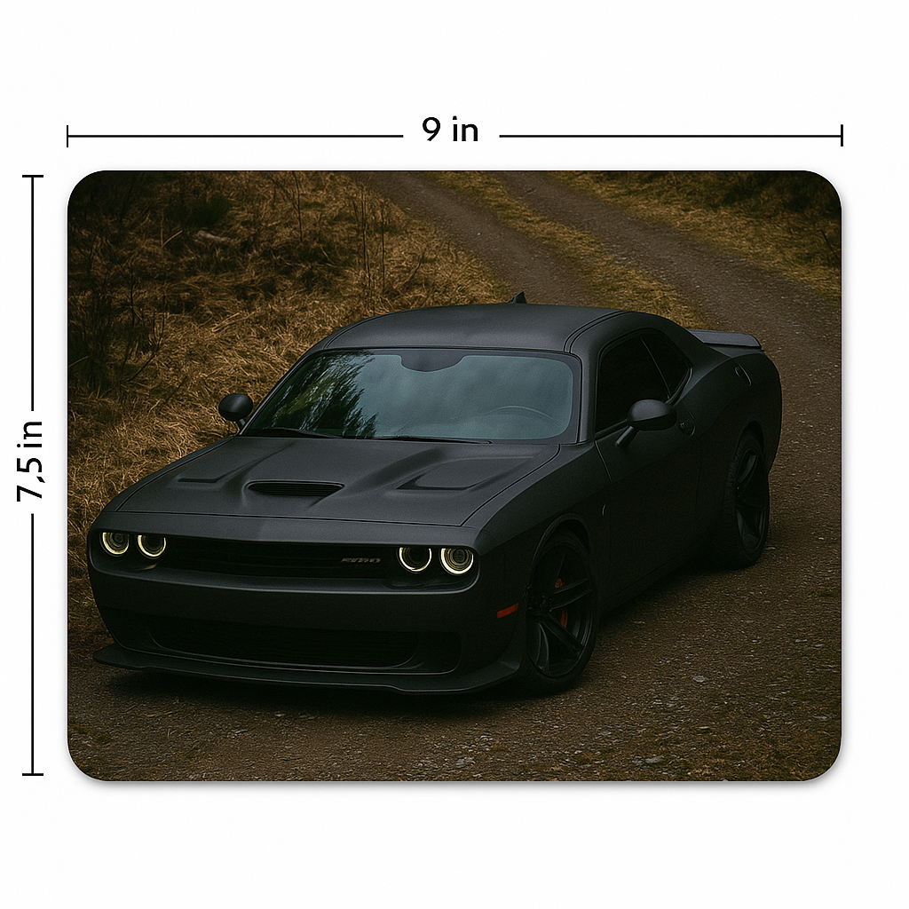 Dodge Challenger SRT Hellcat.